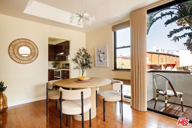 3675 Keystone Avenue 1, Los Angeles, CA 90034