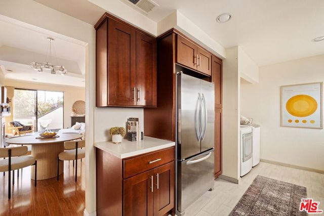 3675 Keystone Avenue 1, Los Angeles, CA 90034