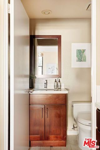 3675 Keystone Avenue 1, Los Angeles, CA 90034