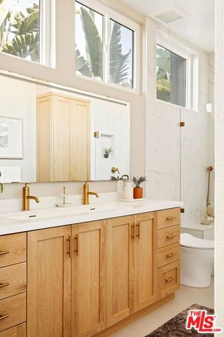 3675 Keystone Avenue 1, Los Angeles, CA 90034