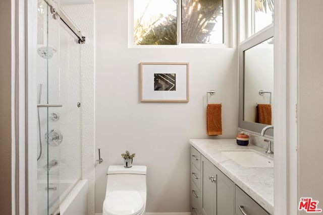 3675 Keystone Avenue 1, Los Angeles, CA 90034