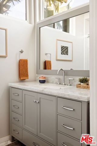 3675 Keystone Avenue 1, Los Angeles, CA 90034