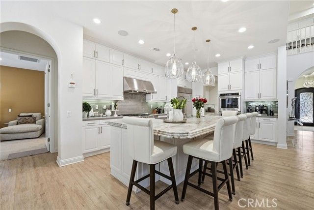 1161 Summit Oak, Lake Forest (el Toro), CA 92679