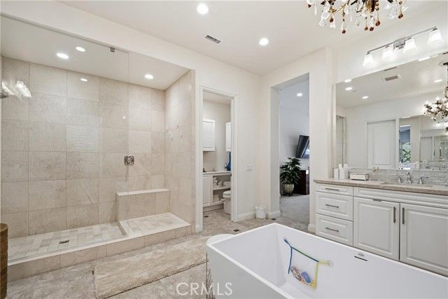 1161 Summit Oak, Lake Forest (el Toro), CA 92679