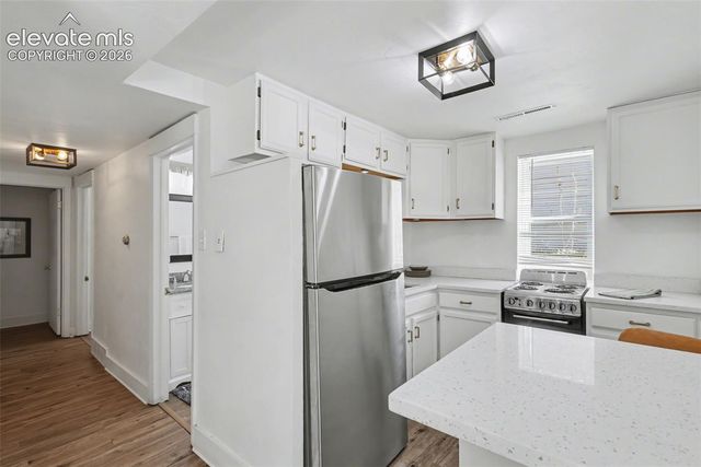 2429 W Platte Avenue B, Colorado Springs, CO 80904