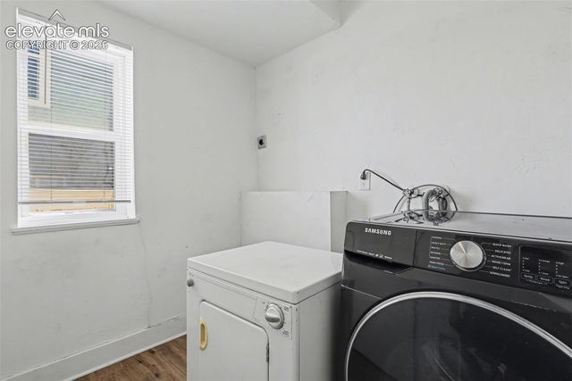 2429 W Platte Avenue B, Colorado Springs, CO 80904
