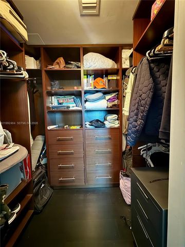 55 SE 6th St 3302, Miami, FL 33131