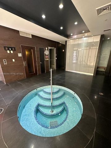 55 SE 6th St 3302, Miami, FL 33131