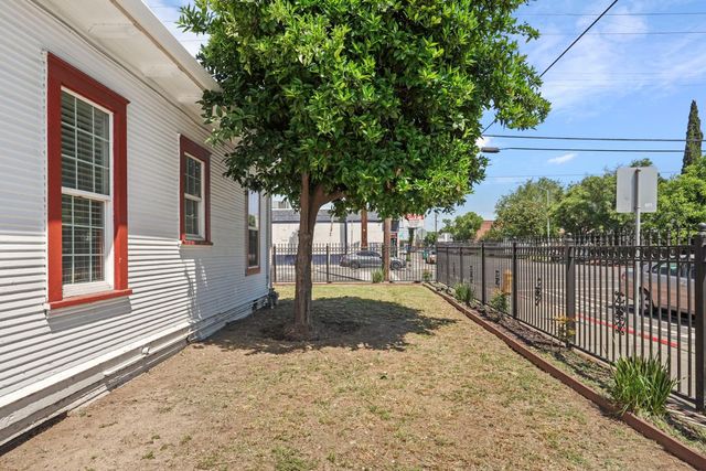 446 E Anderson St, Stockton, CA 95206
