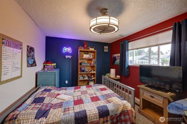 32007 J Place, Ocean Park, WA 98640