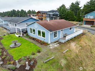 32007 J Place, Ocean Park, WA 98640