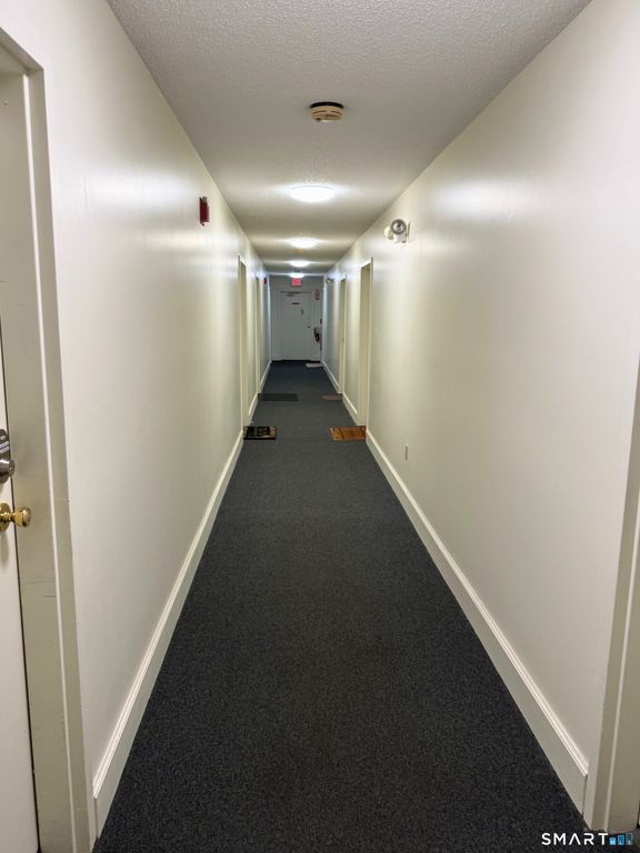 1690 Dixwell Avenue B3, Hamden, CT 06514