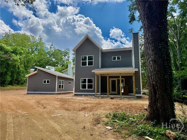 1447 E Broad, Athens, GA 30601
