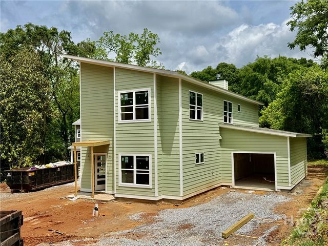 1447 E Broad, Athens, GA 30601