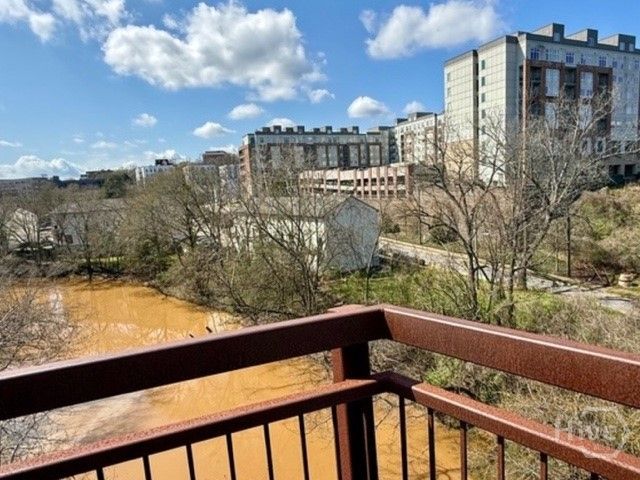 1447 E Broad, Athens, GA 30601