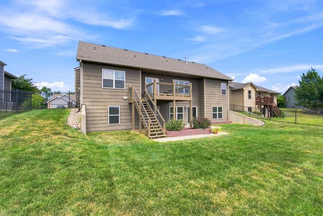 2423 N Fieldstone, Andover, KS 67002