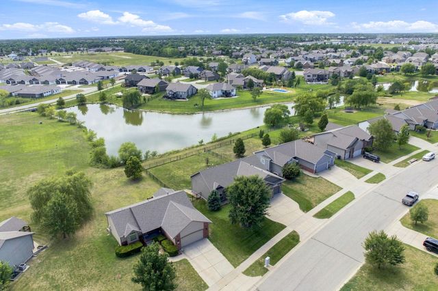 2423 N Fieldstone, Andover, KS 67002
