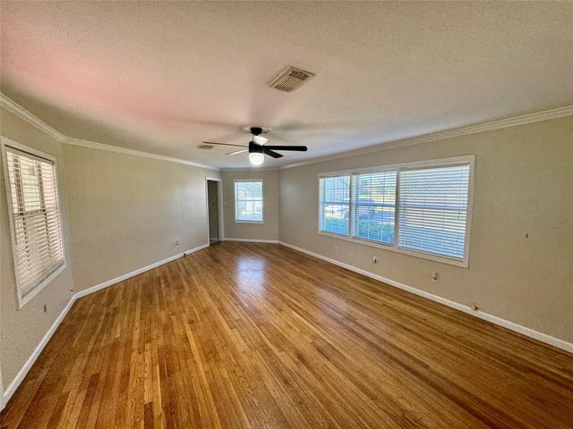 35 Private Road 815, Markham, TX 77414