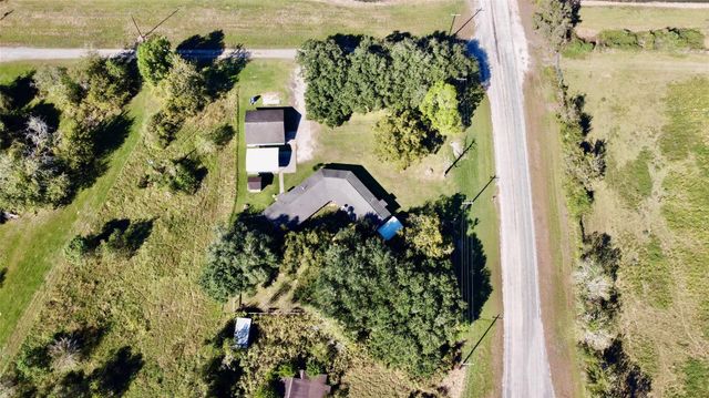 35 Private Road 815, Markham, TX 77414