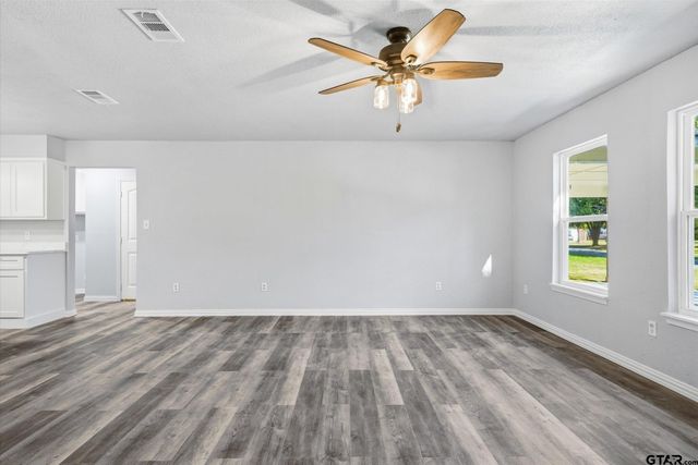 9952 Briar Cove, Wills Point, TX 75169