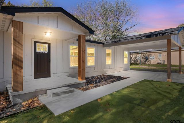 9952 Briar Cove, Wills Point, TX 75169