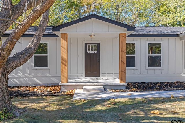 9952 Briar Cove, Wills Point, TX 75169