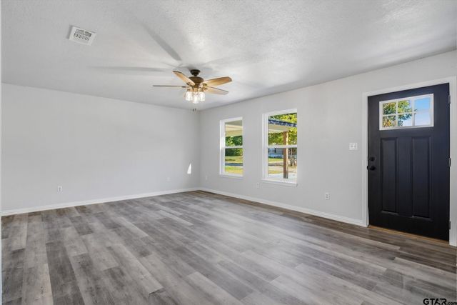 9952 Briar Cove, Wills Point, TX 75169