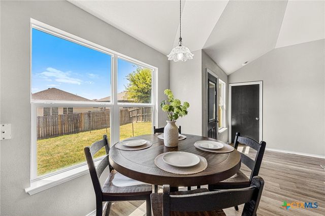 2207 Stoneham, Temple, TX 76504