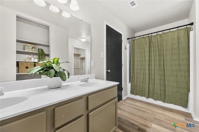 2207 Stoneham, Temple, TX 76504