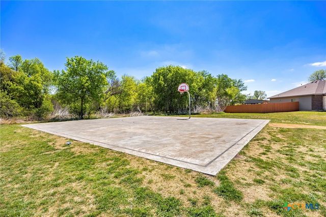 2207 Stoneham, Temple, TX 76504