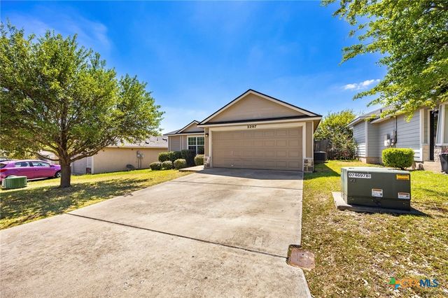 2207 Stoneham, Temple, TX 76504