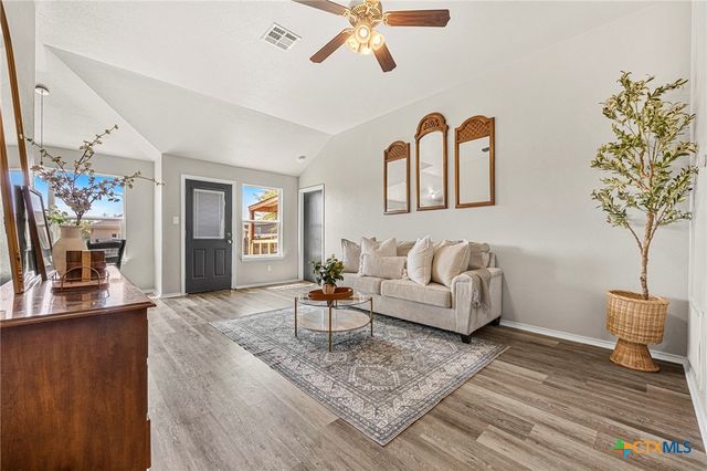 2207 Stoneham, Temple, TX 76504