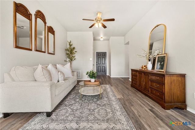 2207 Stoneham, Temple, TX 76504