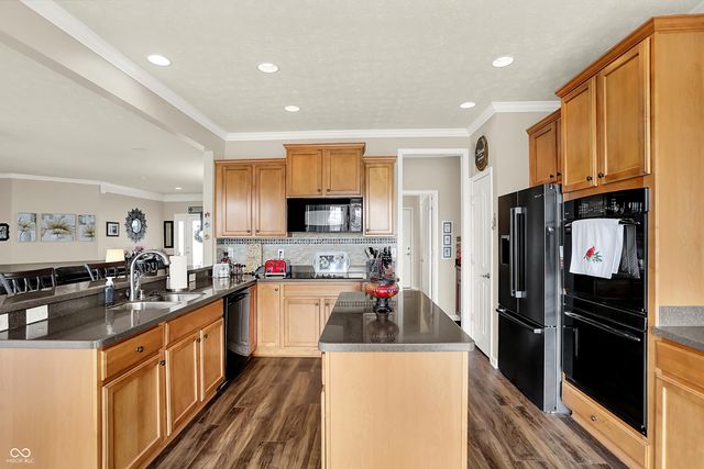 16131 Oliver Street, Fishers, IN 46037