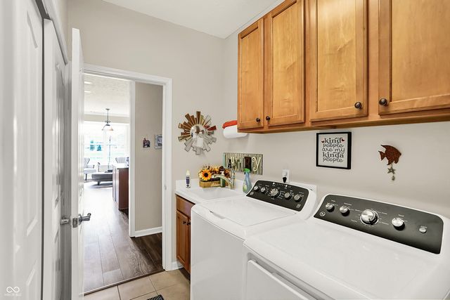 16131 Oliver Street, Fishers, IN 46037