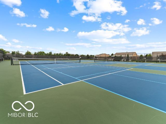 16131 Oliver Street, Fishers, IN 46037