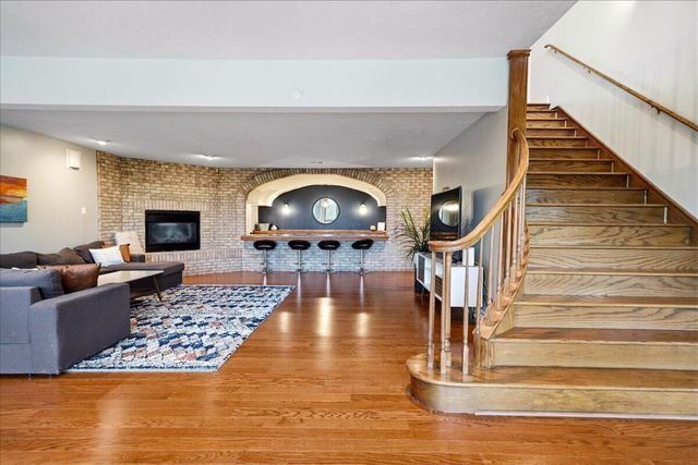 718 N Old Suman Road, Valparaiso, IN 46383