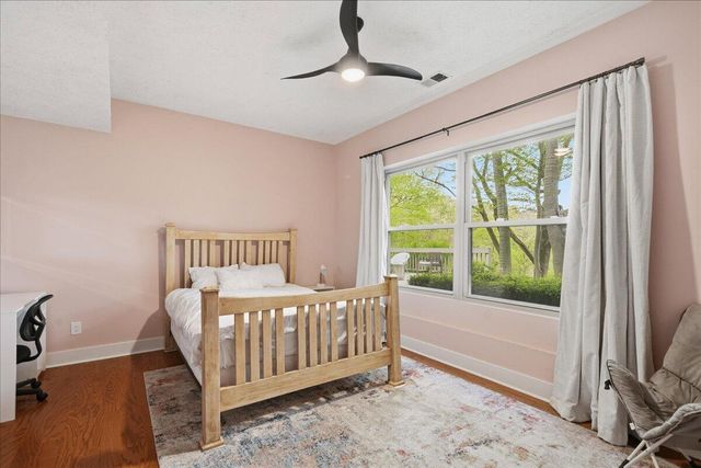 718 N Old Suman Road, Valparaiso, IN 46383