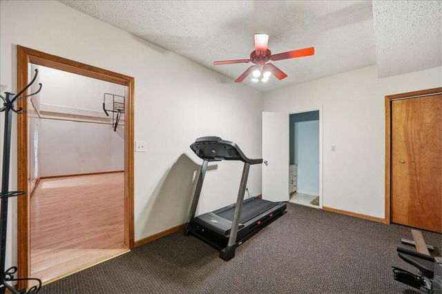 718 N Old Suman Road, Valparaiso, IN 46383