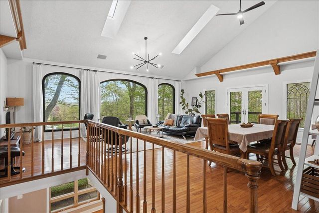 718 N Old Suman Road, Valparaiso, IN 46383