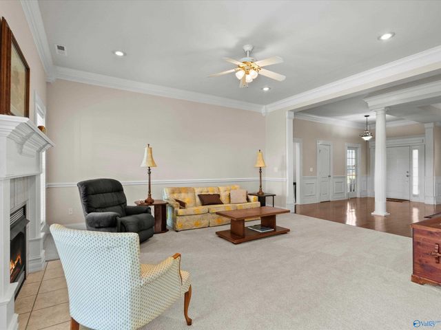 24090 Chadwick Drive, Athens, AL 35613