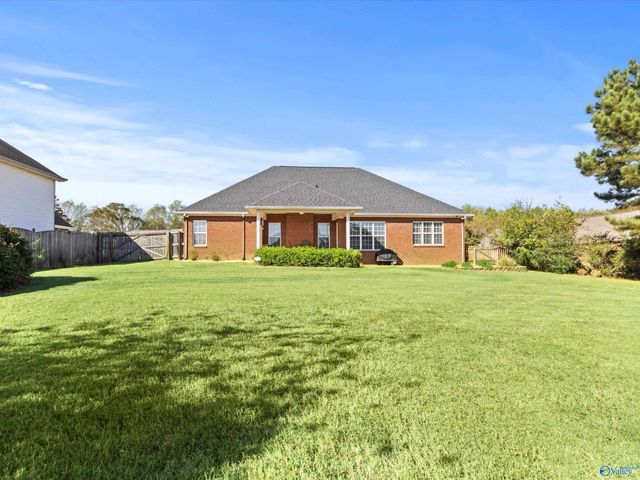 24090 Chadwick Drive, Athens, AL 35613
