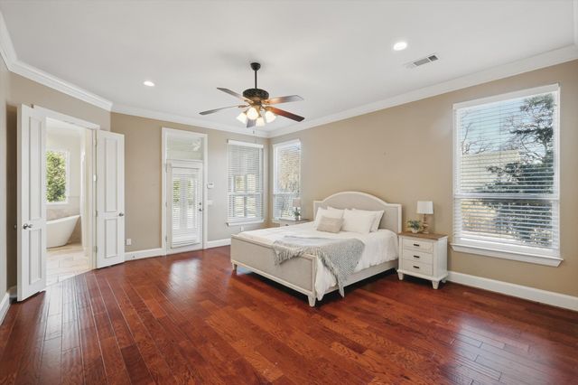 1014 Oak Tree Drive, Fort Worth, TX 76140