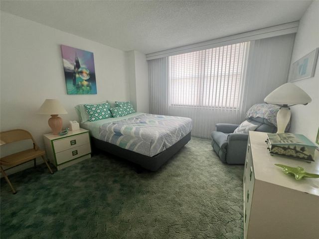 101 Briny Avenue 811, Pompano Beach, FL 33062
