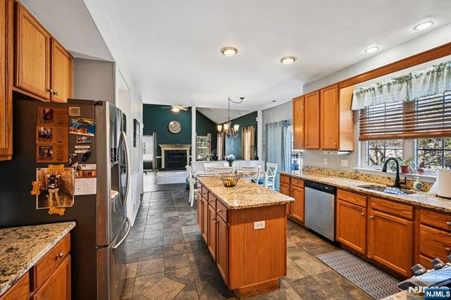 5 Forest View Drive, Berkeley, NJ 08721