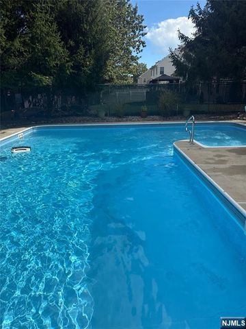 5 Forest View Drive, Berkeley, NJ 08721