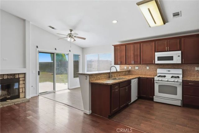2885 W Calle Vista, Rialto, CA 92377