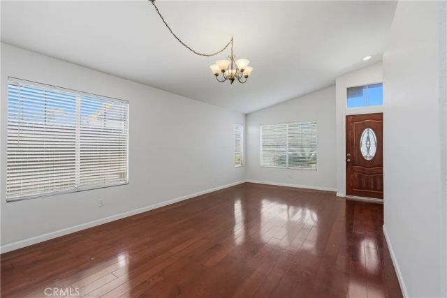 2885 W Calle Vista, Rialto, CA 92377