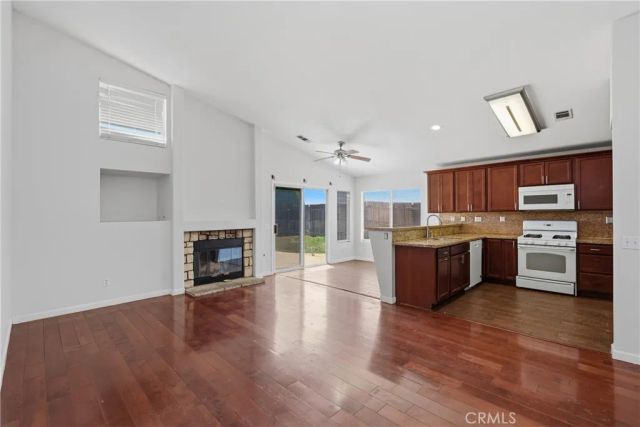 2885 W Calle Vista, Rialto, CA 92377