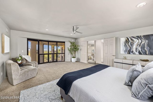 6255 N Wilmot Road, Tucson, AZ 85750